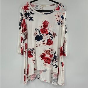 3For$20 LARACE Women's Floral Tunic - Red and Blue Size: 2X